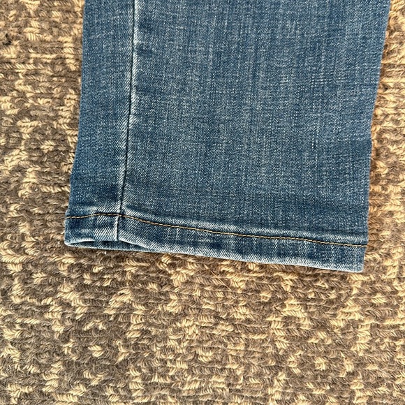 Levi’s Boyfriend Jeans - Picture 8 of 11